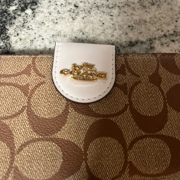 Coach Phone & Wallet Wrislet - Picture 9 of 9